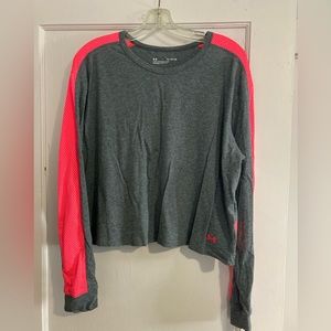 Under Armor Women’s Crop Mesh Sleeve Top Size XL